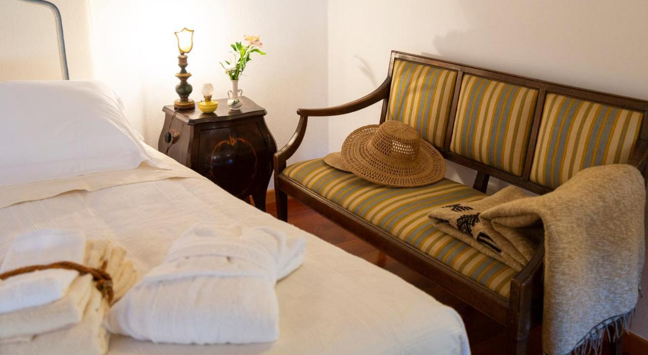 Bed and Breakfast Palazzo Sismonda Corneliano d'Alba Esterno foto