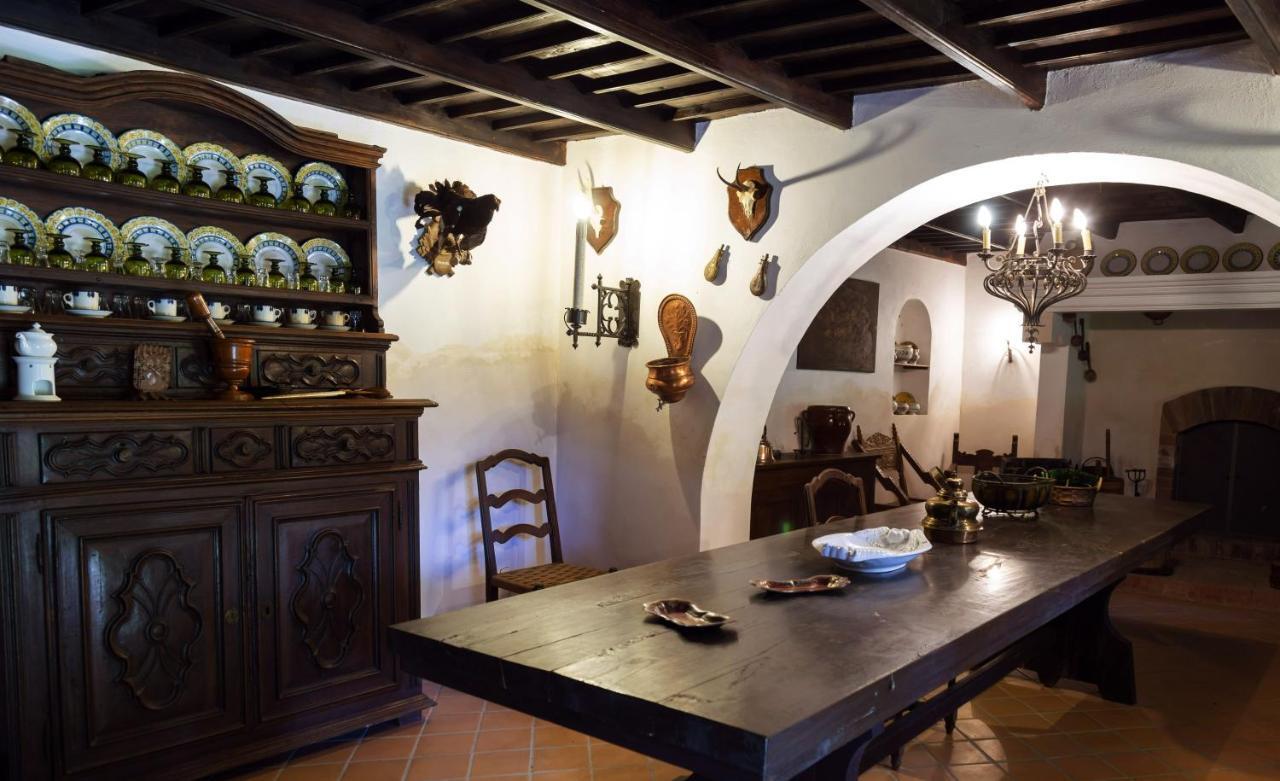 Bed and Breakfast Palazzo Sismonda Corneliano d'Alba Esterno foto